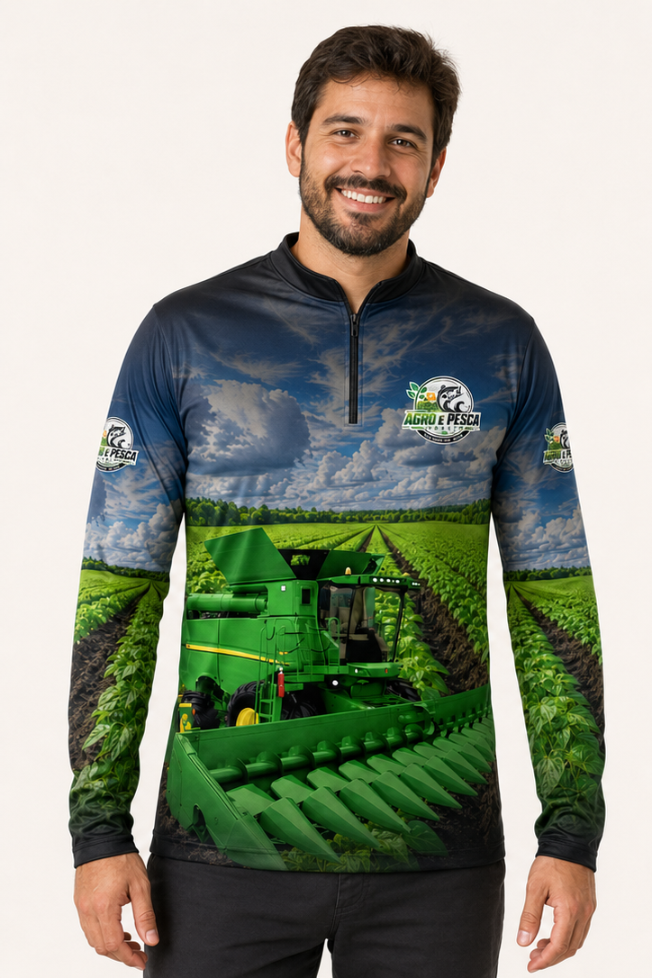 Pessoa usando a camiseta modelo Colheitadeira